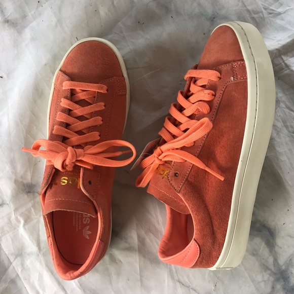 Adidas Courtvantage Sun Glow Shoes Rare size 7 - Picture 5 of 7